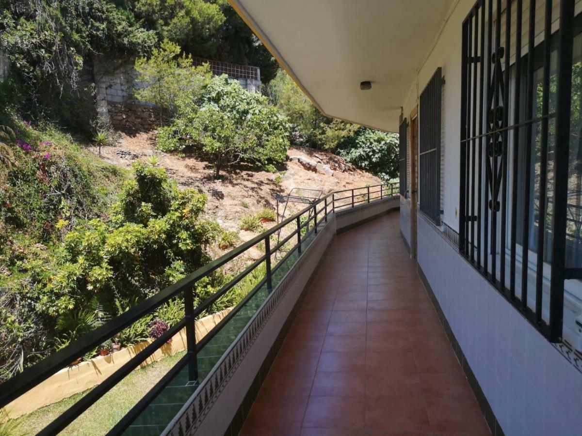 Apartament Burriana Edf Haway Nerja Zewnętrze zdjęcie